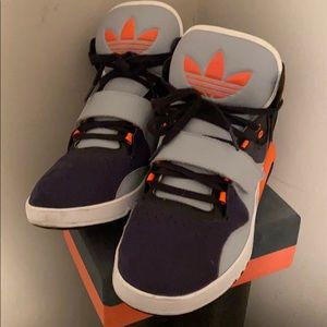 Adidas retro sneakers shoes 11.5